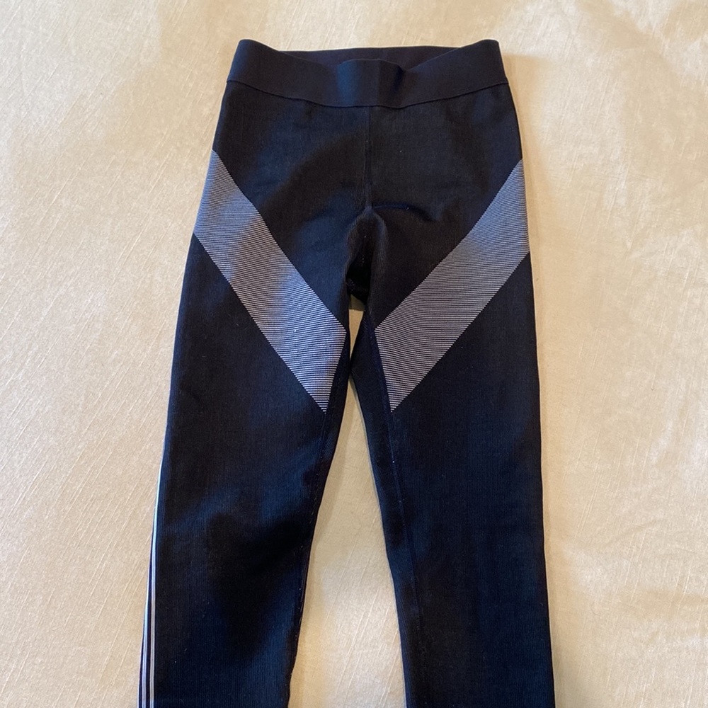 Maddie Ziegler X Fabletics leggings! Size small